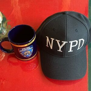 NWOT NYPD hat and mug